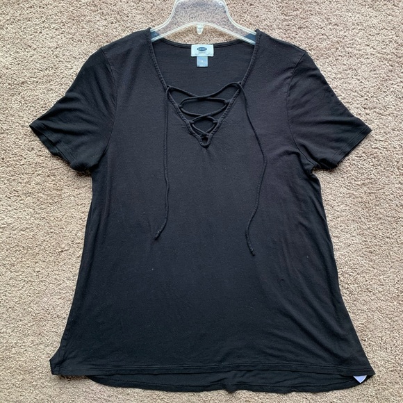 2 Old Navy Short Sleeve Tops - Picture 6 of 8